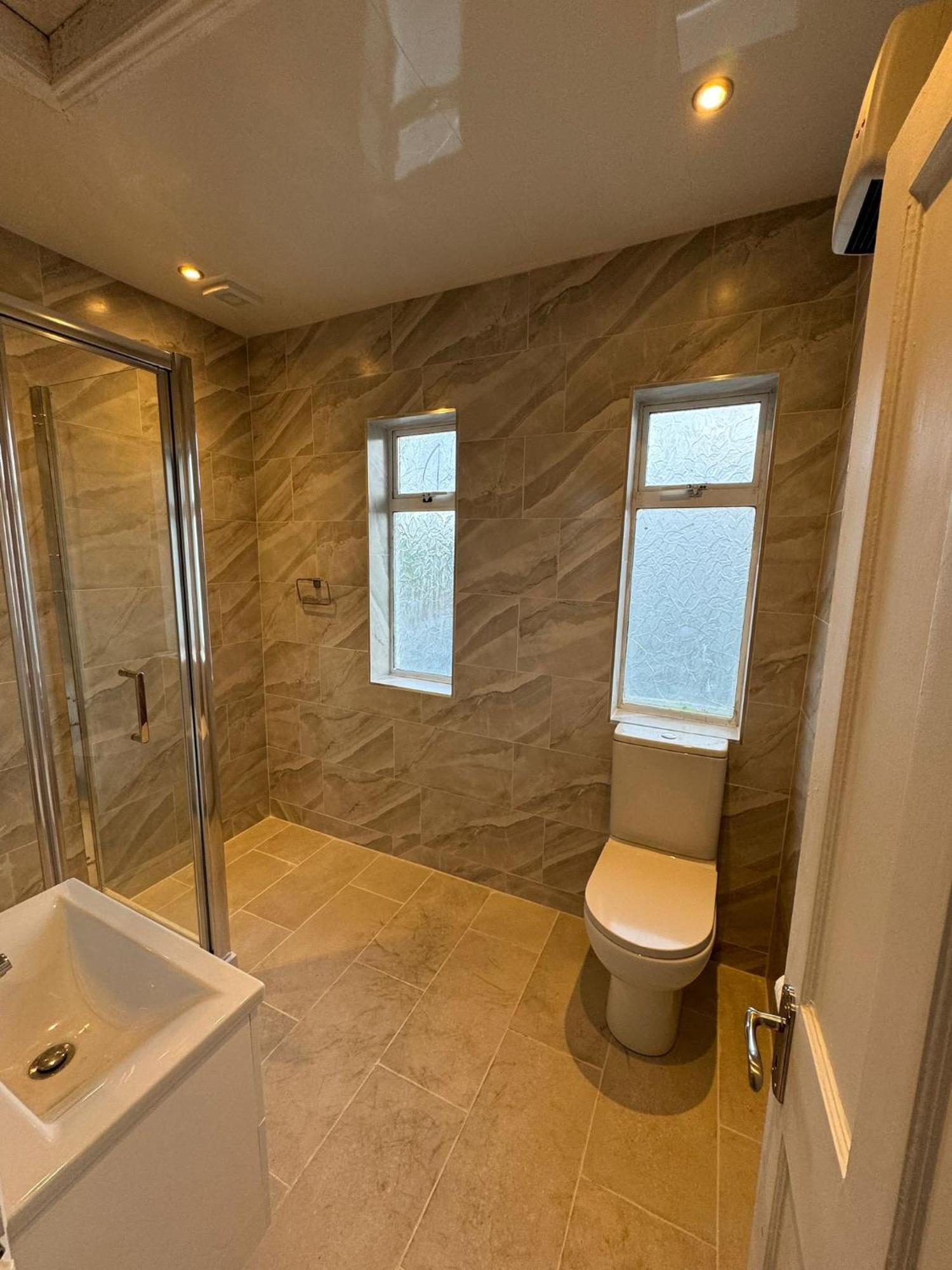 Big Family Room In Room At 2 Iveragh Rd-4 Дъблин Екстериор снимка